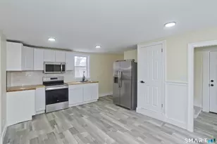 47 Maple Ave, Enfield, CT 06082 - Photo 12