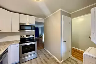 149 Moylan Ct, Newington, CT 06111 - Photo 4