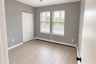 379 Woodland St, Hartford, CT 06112 - Photo 10