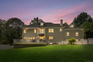 40 Wildwood Rd, Stamford, CT 06903 - Photo 2