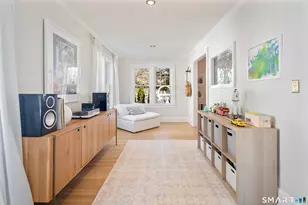 3 Abbey Rd, Darien, CT 06820 - Photo 8