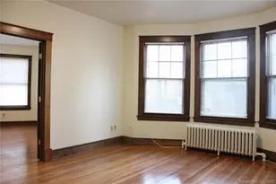 16 Woodland St, New Haven, CT 06511 - Photo 2