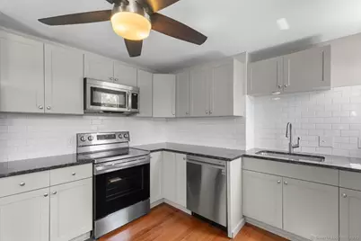 502 Chapel Street #4, New Haven, CT 06511 - Photo 2