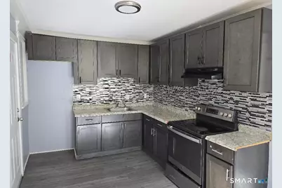 323 Cooke Street #1st floor, Waterbury, CT 06710 - Photo 2