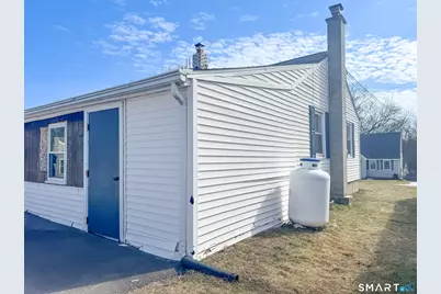 15 Pine Hill Road, Enfield, CT 06082 - Photo 10