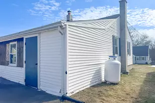 15 Pine Hill Rd, Enfield, CT 06082 - Photo 10