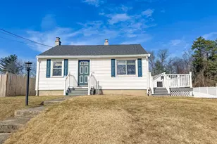 15 Pine Hill Rd, Enfield, CT 06082 - Photo 2