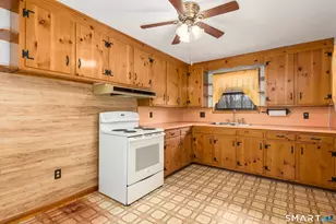 6 Saunders Ln, Prospect, CT 06712 - Photo 8