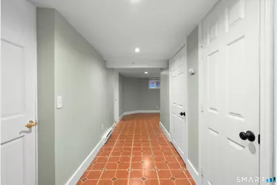 48 Lockwood Avenue #First Floor, Stamford, CT 06902 - Photo 14