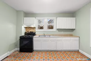 48 Lockwood Ave, Stamford, CT 06902 - Photo 4