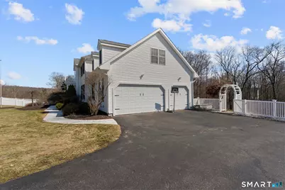 23 Country Lane, Bethany, CT 06524 - Photo 28