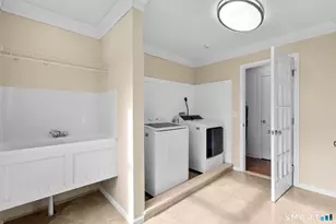 23 Country Ln, Bethany, CT 06524 - Photo 18