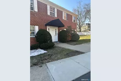 50 Greenhouse Road #33D, Bridgeport, CT 06606 - Photo 2