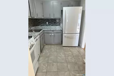 50 Greenhouse Road #33D, Bridgeport, CT 06606 - Photo 8