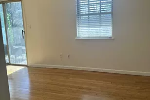 50 Greenhouse Rd, Bridgeport, CT 06606 - Photo 8