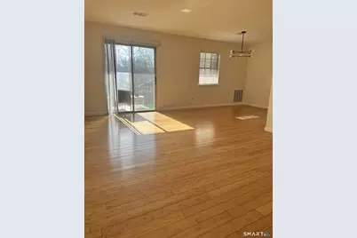 50 Greenhouse Road #33D, Bridgeport, CT 06606 - Photo 6