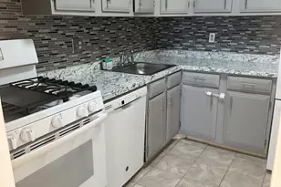 50 Greenhouse Rd, Bridgeport, CT 06606 - Photo 10