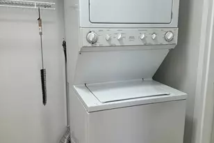 50 Greenhouse Rd, Bridgeport, CT 06606 - Photo 16