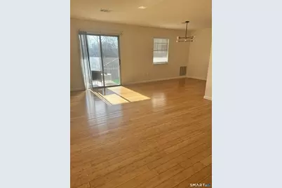 50 Greenhouse Road #33D, Bridgeport, CT 06606 - Photo 2