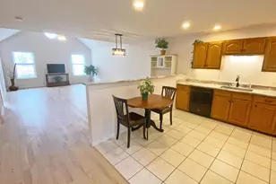 8 St George Pl, Newtown, CT 06482 - Photo 8