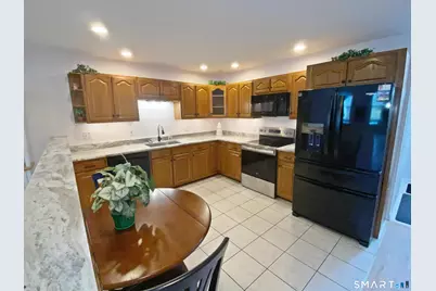 8 Saint George Place #8, Newtown, CT 06482 - Photo 8