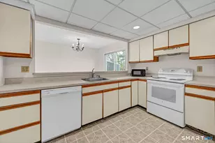 9 Farview Ave, Danbury, CT 06810 - Photo 6