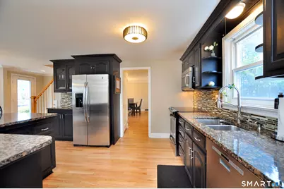 112 Knollwood Road, East Hartford, CT 06118 - Photo 14