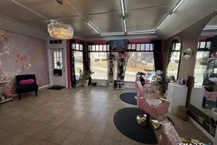 113 Bunker Hill Ave, Waterbury, CT 06708 - Photo 6