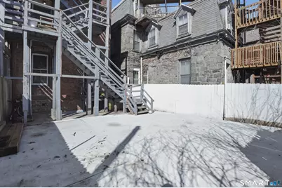 584 Kossuth Street, Bridgeport, CT 06608 - Photo 26