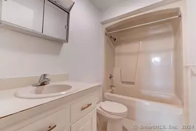 54 Oak Street #26, Middletown, CT 06457 - Photo 10