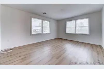 54 Oak Street #26, Middletown, CT 06457 - Photo 6