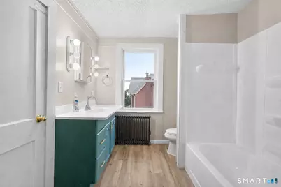 301 Queen Street, Bristol, CT 06010 - Photo 12