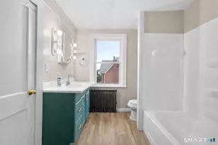 301 Queen St, Bristol, CT 06010 - Photo 12