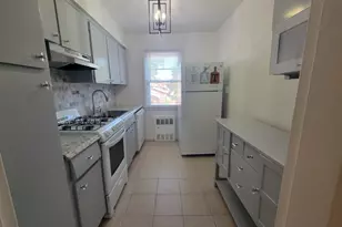 73 Hope St, Stamford, CT 06906 - Photo 2