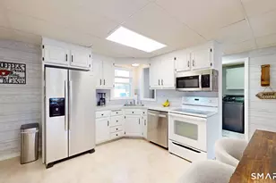 444 Hilliard St, Manchester, CT 06042 - Photo 2