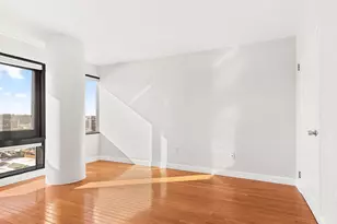 127 Greyrock Pl, Stamford, CT 06901 - Photo 12