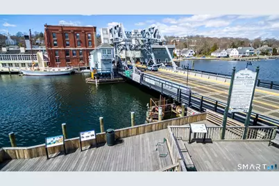 48 West Main Street, Groton, CT 06355 - Photo 16