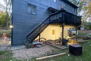 54 Highlawn St, Waterbury, CT 06705 - Photo 2