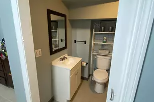 54 Highlawn St, Waterbury, CT 06705 - Photo 22