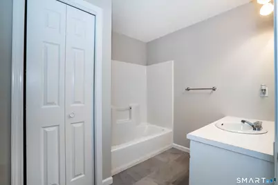 284 Castlewood Drive #284, Bloomfield, CT 06002 - Photo 20