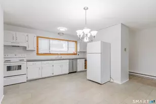 3 Pebblestone Cir, Suffield, CT 06078 - Photo 2