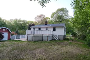 25 Marion Dr, East Lyme, CT 06333 - Photo 10