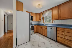 25 Marion Dr, East Lyme, CT 06333 - Photo 22