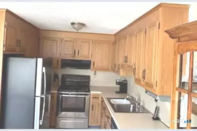 7 Countryside Lane #4, Middletown, CT 06457 - Photo 2