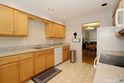 3997 Park Avenue #3997, Fairfield, CT 06825 - Photo 10