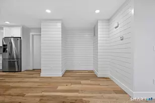 32-1/2 Village Rd, Milford, CT 06460 - Photo 8