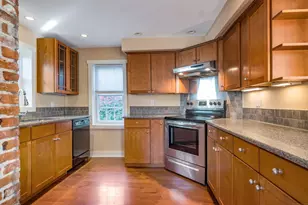 97 Commerce St, Clinton, CT 06413 - Photo 2