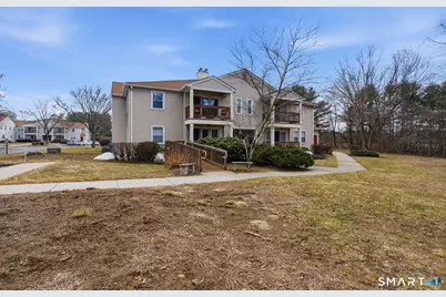 302 Ashmead Commons #302, Enfield, CT 06082 - Photo 1