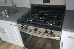 530 Jane St, Bridgeport, CT 06608 - Photo 4