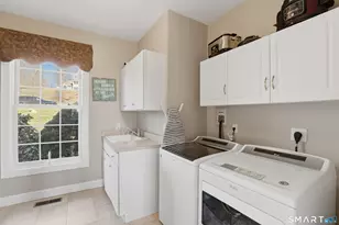 10 Briarwood Ln, Newtown, CT 06470 - Photo 18